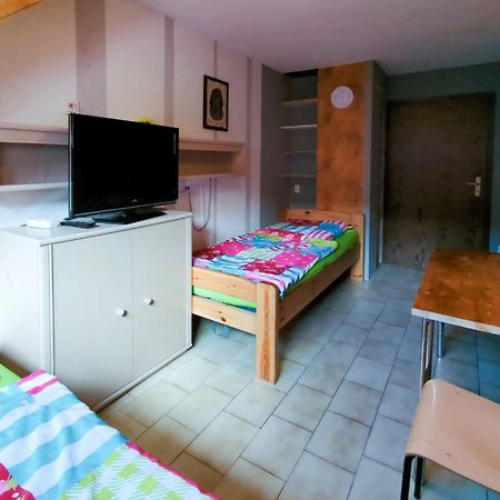 Bea'S Monteurzimmer Seckach Eksteriør billede